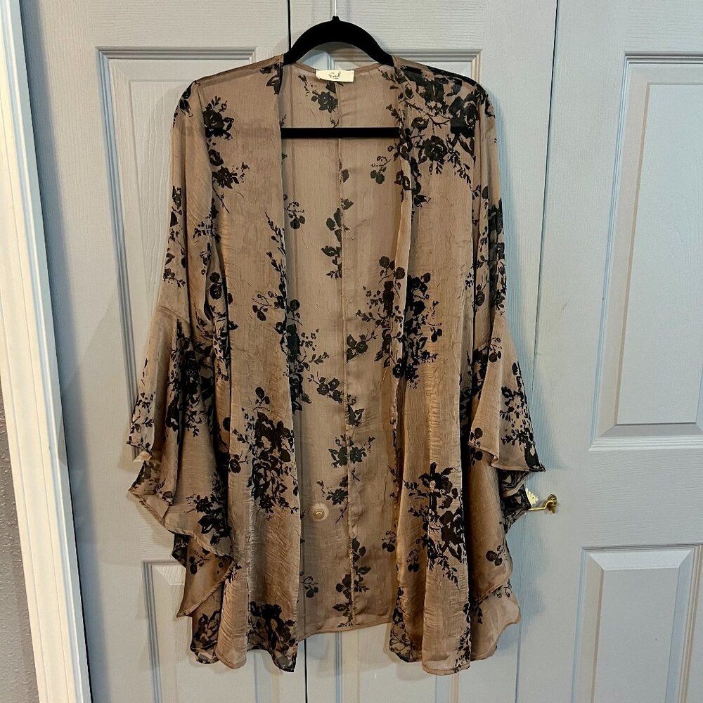 Beautiful Lightweight Floral Kimono Jacket in Taupe and Black